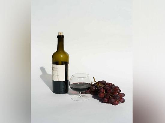 Know these benefits of wine's red grape pulp