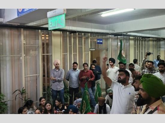 Panjab University Students Withdraw Agitation After University Withdraws Affidavit Requirement

