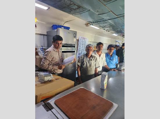 Railways promote Clean Eating with 