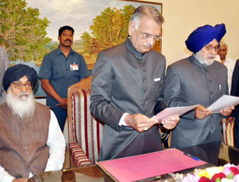 Charanjit Singh Atwal takes oath as Protem Speaker Punjab Vidhan Sabha