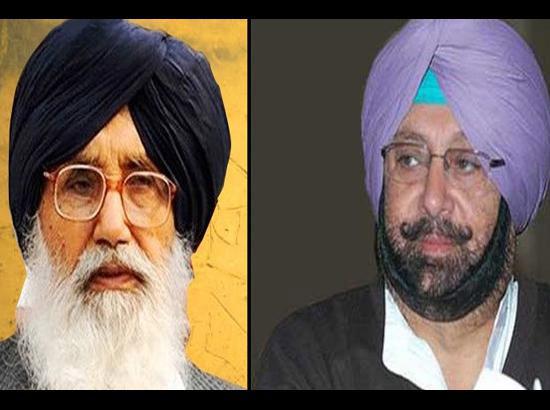 In a first, Amarinder showers praise on Badal