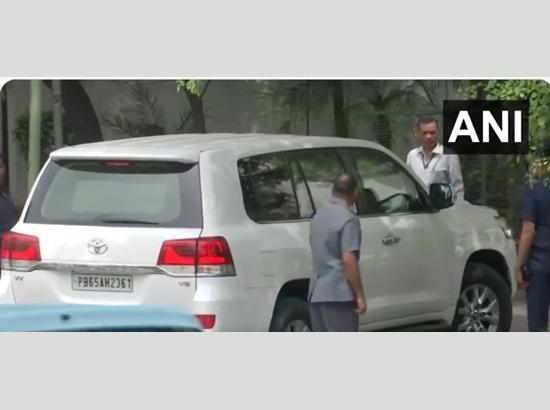 CM Mann reaches Tihar jail to meet Arvind Kejriwal; Watch Video