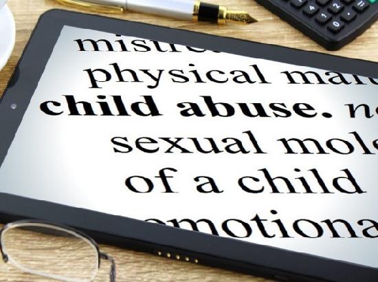 Study explores how effects of childhood abuse extend into middle age