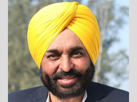 CM Bhagwant Mann congratulates toppers of Class 12th result