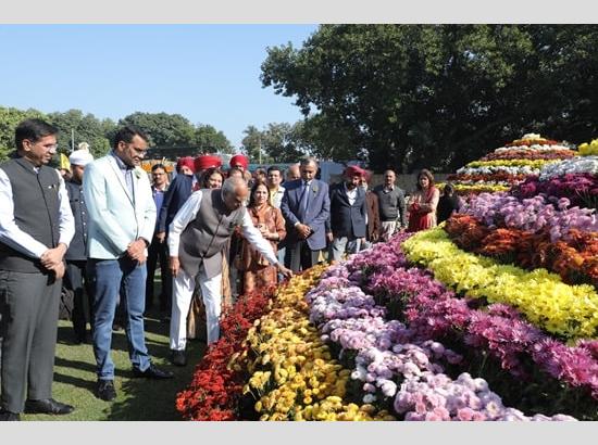 In Pictures: Governor Purohit inaugurates 36th Chrysanthemum Show 2023