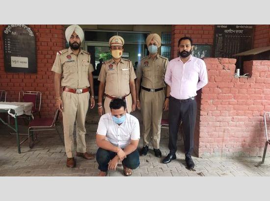 Absconder in cases of fraud and immoral trafficking held by Zirakpur police