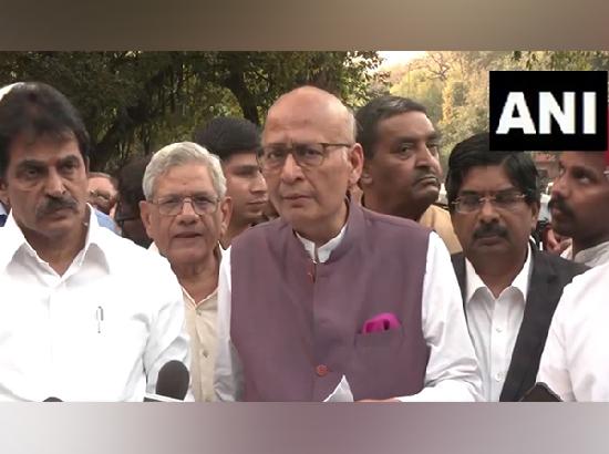 INDIA bloc leaders meet ECI, raise objection against 'targeting' of opposition leaders