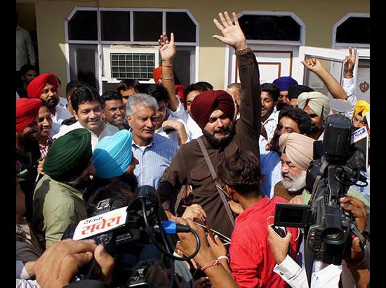 Gurdaspur by-poll result another Chikmagalur for revival  of Congress: Sunil Jakhar 