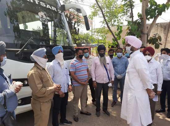 Punjab sends 80 buses to Takht Sri Hazur Sahib to bring back stranded pilgrims
