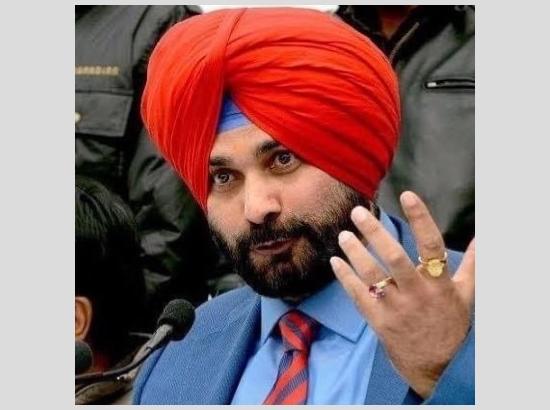 Sidhu targets Congress & previous Govt in Punjab over 'inaction' in drug peddling case 