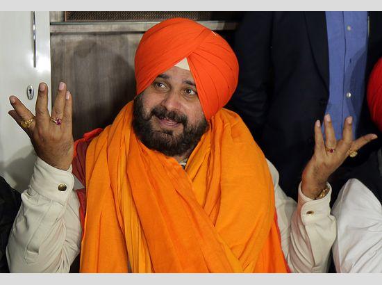 SC orders one-year jail term to Navjot Singh Sidhu in 3 decade-old road rage case