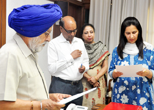 Navjot Kaur  Sidhu takes oath as MLA