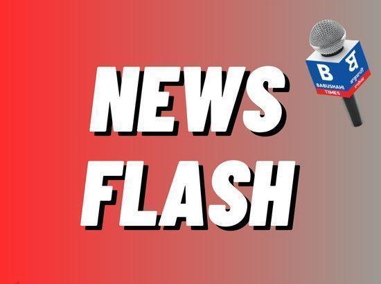  DGP Ajay Singhal Visits Hospital to Meet Injured Police Personnel

