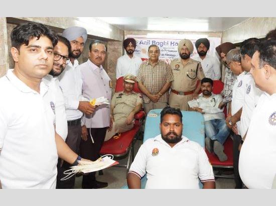 Ferozepur Police join hands with Rotary for ‘Mega Blood Donation Drive’; 45 units donated