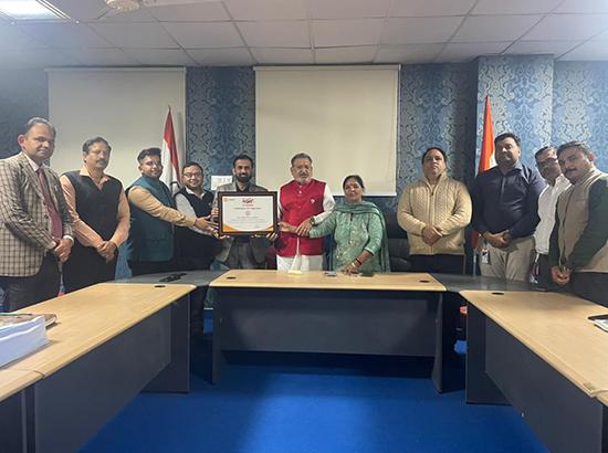 Shri Sai College of Pharmacy Badhani Pathankot awarded the prestigious recognition of “Institution of Happiness-2024” by QS i-Gauge