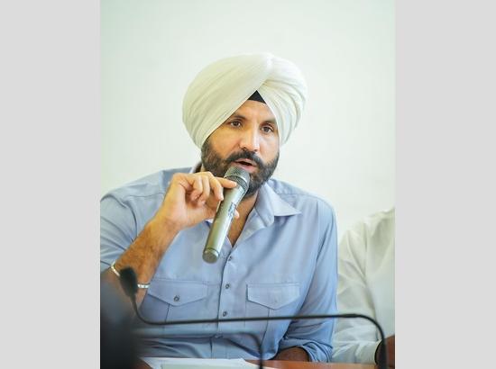 Raja Warring seeks FIR, arrest against AAP leader for allegedly threatening advocate