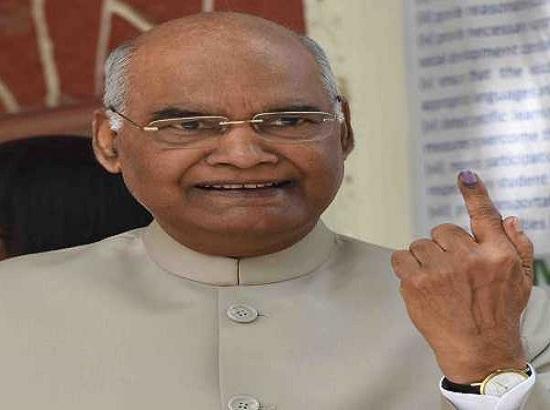 President Ram Nath Kovind casts his vote
