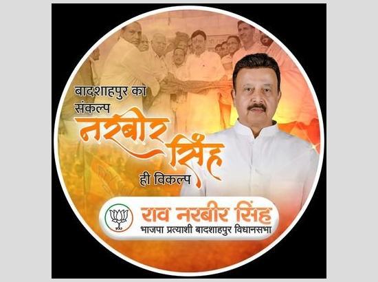 Minister Rao Narbir Singh hears  public grievances near village Dhankot, directs officers to resolve the grievances promptly