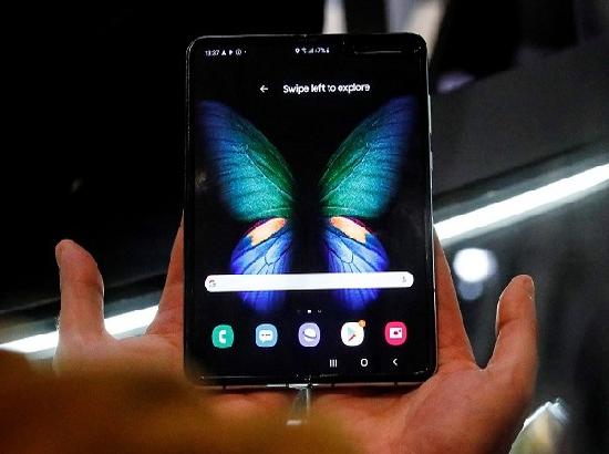 Samsung's Galaxy Fold includes some of Z Fold 2's features for free after update