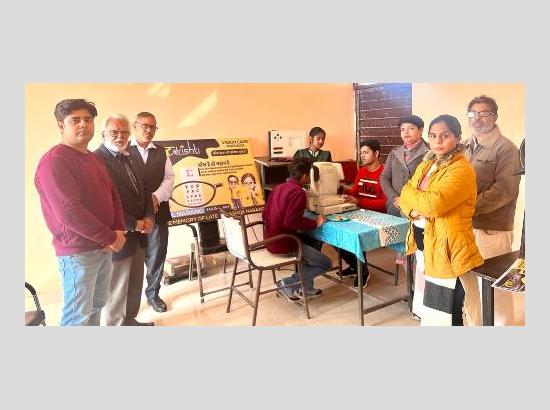 Spasht Drishti project provides free specs at Govt school students with low-vision