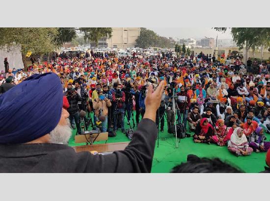 Sukhbir demands dismissal of State Election Commissioner, call him 'mute spectator' to violence