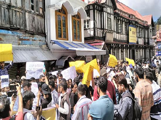 Unemployed youth march towards Himachal secretariat, demanding immediate filling of vacant Government posts
